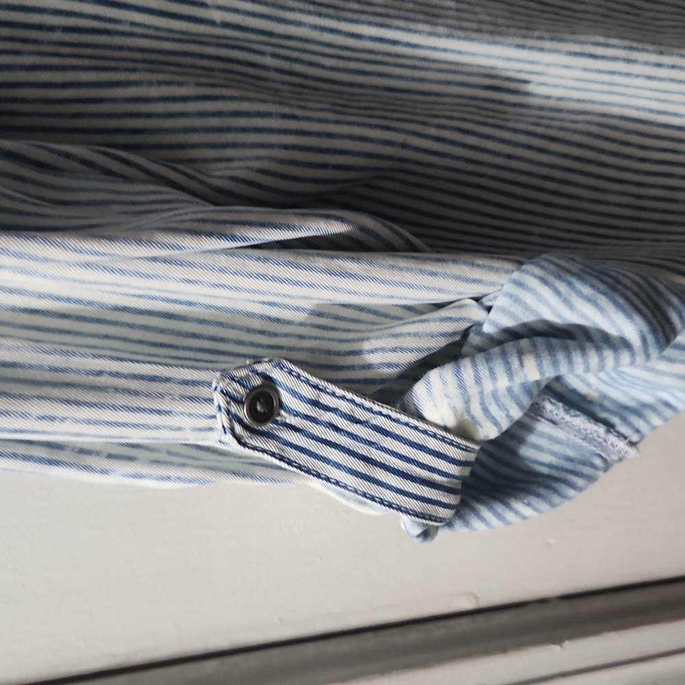 Blouse - Picture 3 of 3